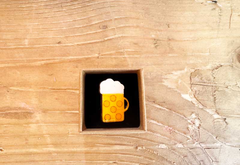 Anstecker Maßkrug Bier | handbemalt 14,50 € – Bild 2